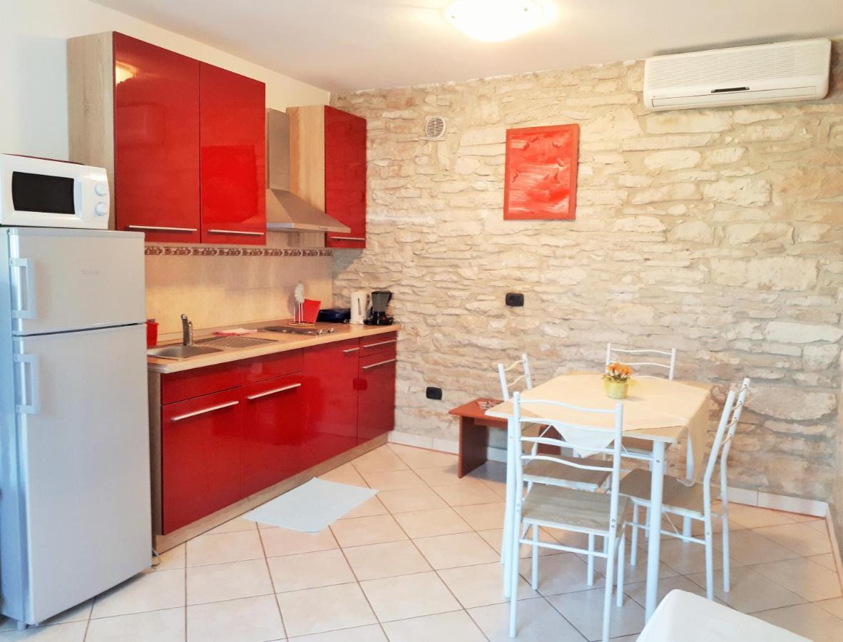 Apartments Morena Rakalj Ngoại thất bức ảnh